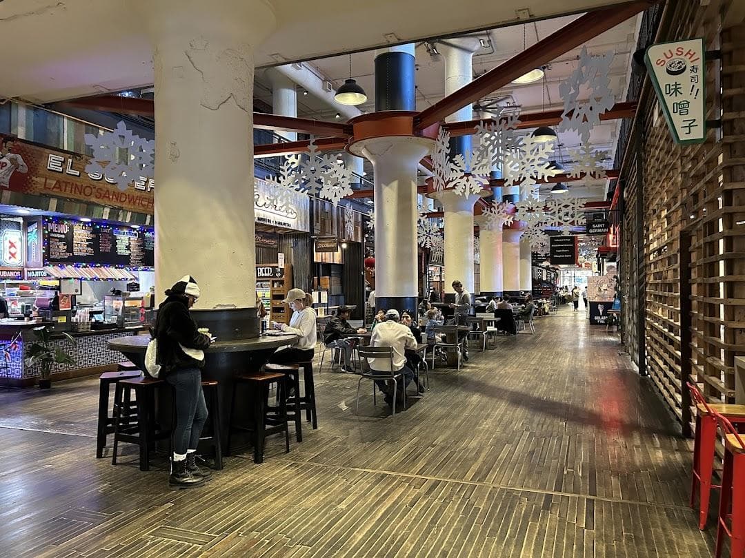 675 Ponce De Leon Ave NE photo 2