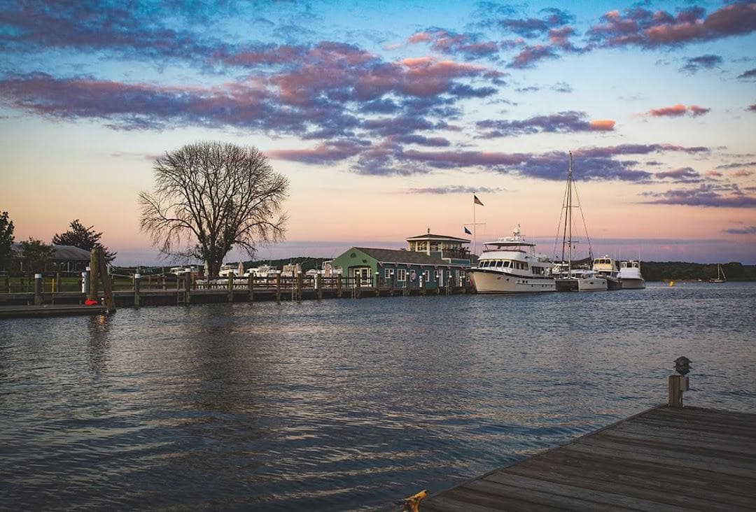 Safe Harbor Essex Island photo 2