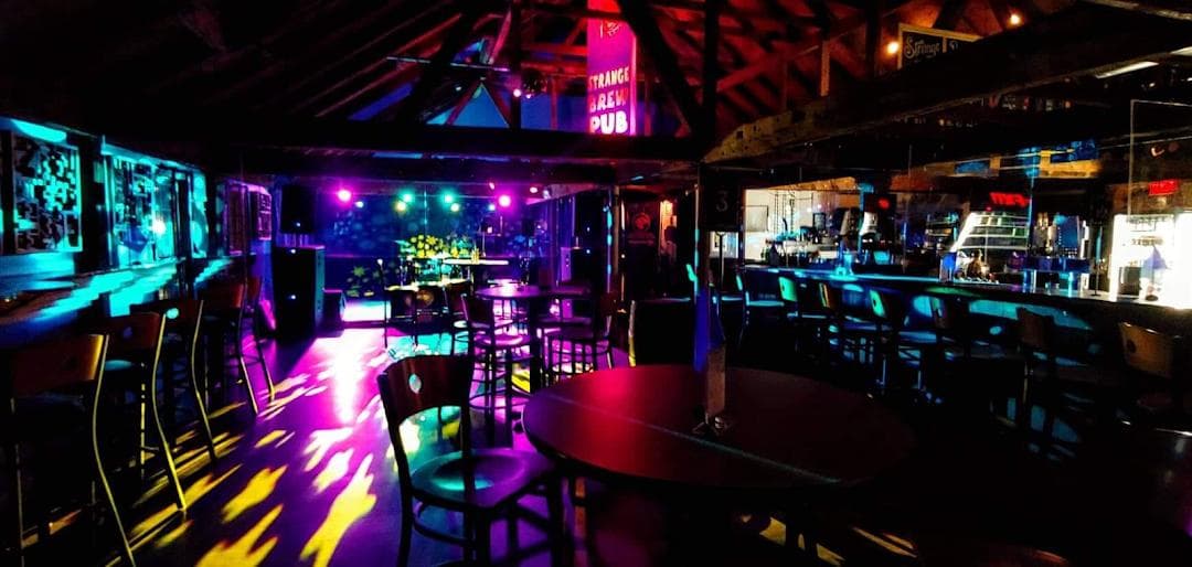 Strange Brew Pub photo 4