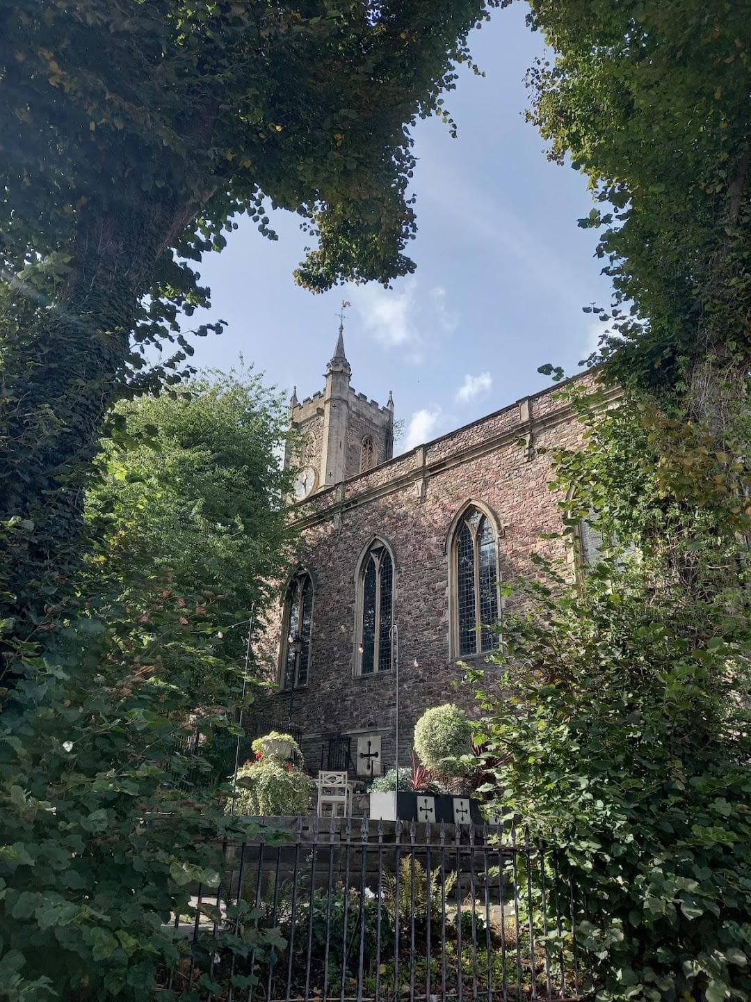 The Mount Without photo 4