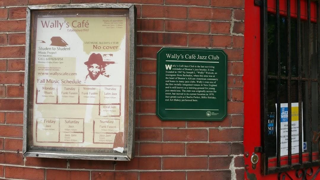 Wally's Cafe Jazz Club photo 3