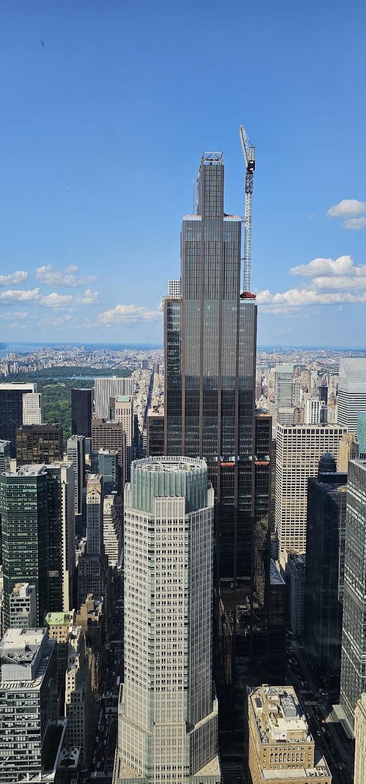 89 E 42nd St photo 3