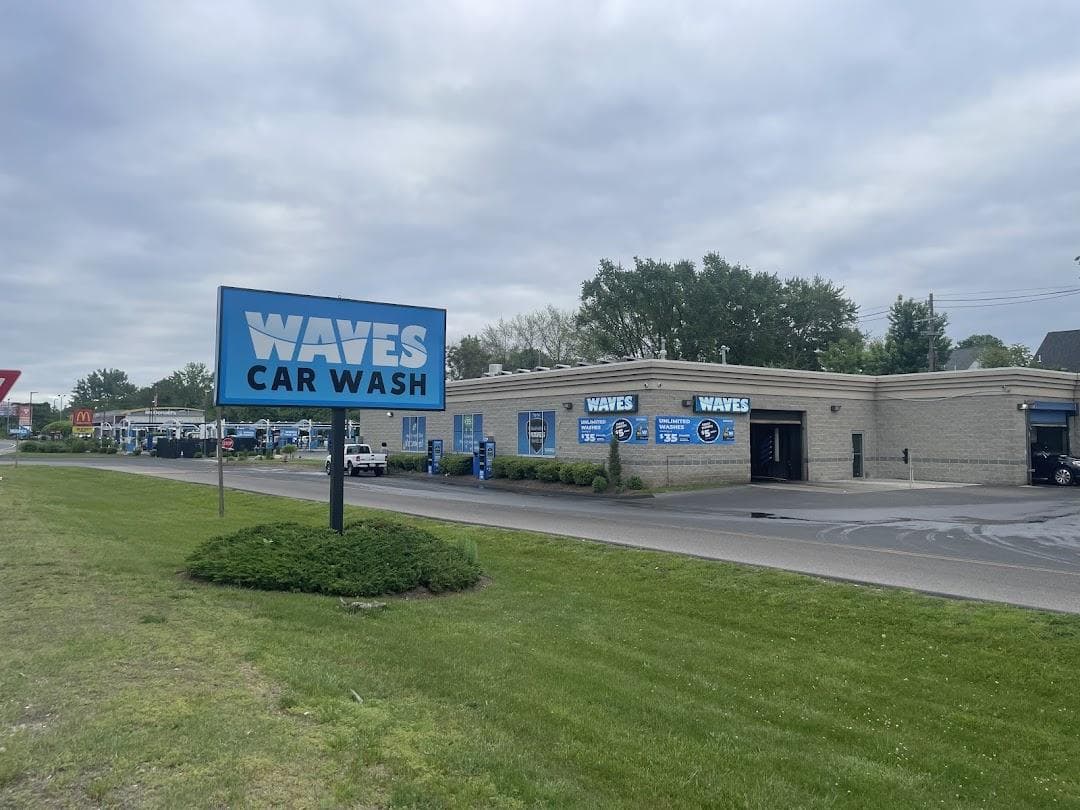 Waves Car Wash photo 5
