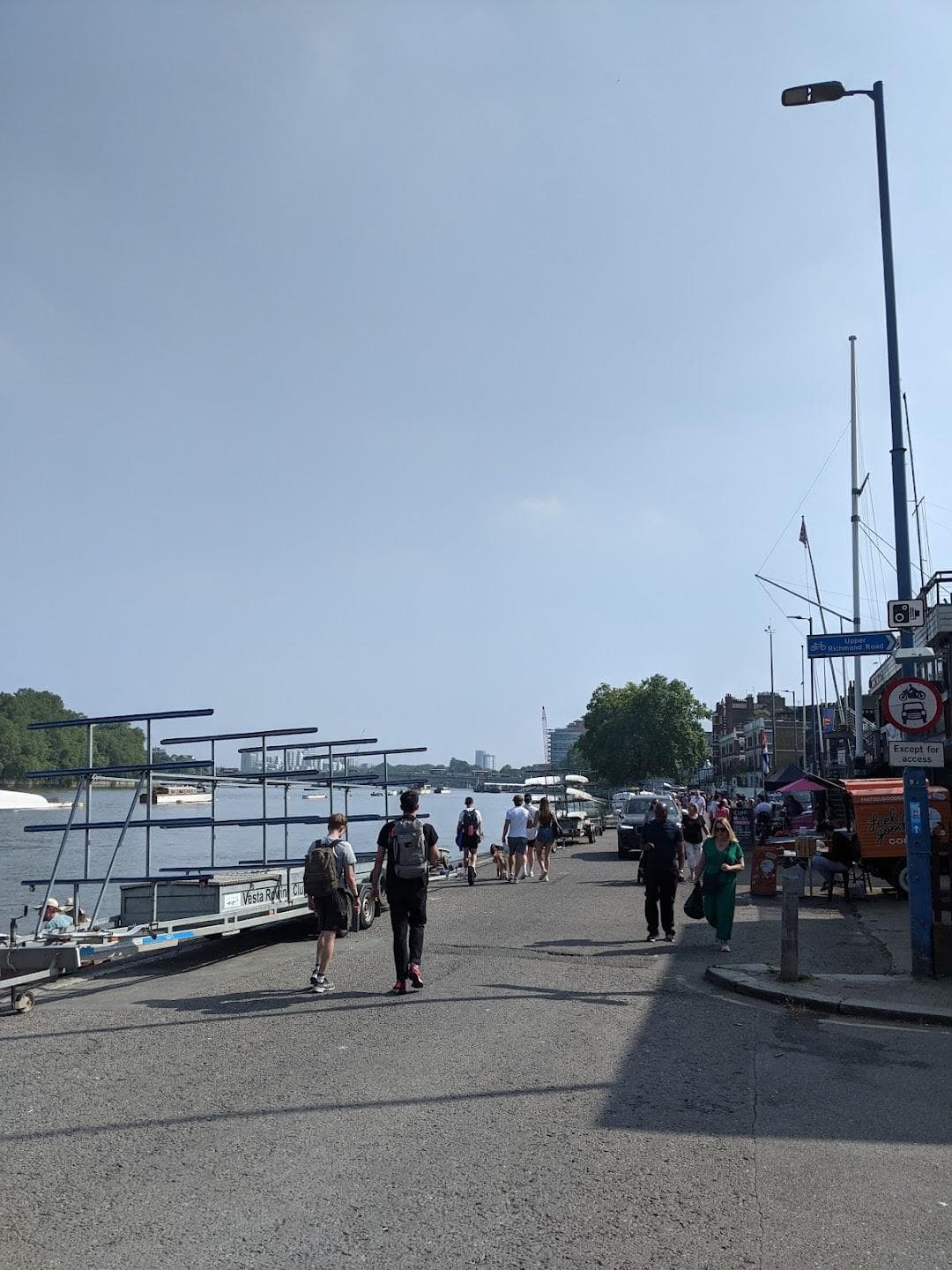 Putney Embankment photo 3