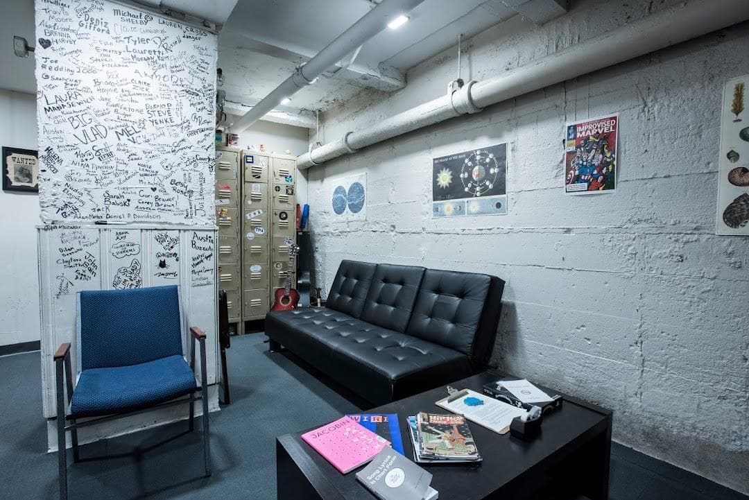 Sea Tea Comedy Theater photo 4