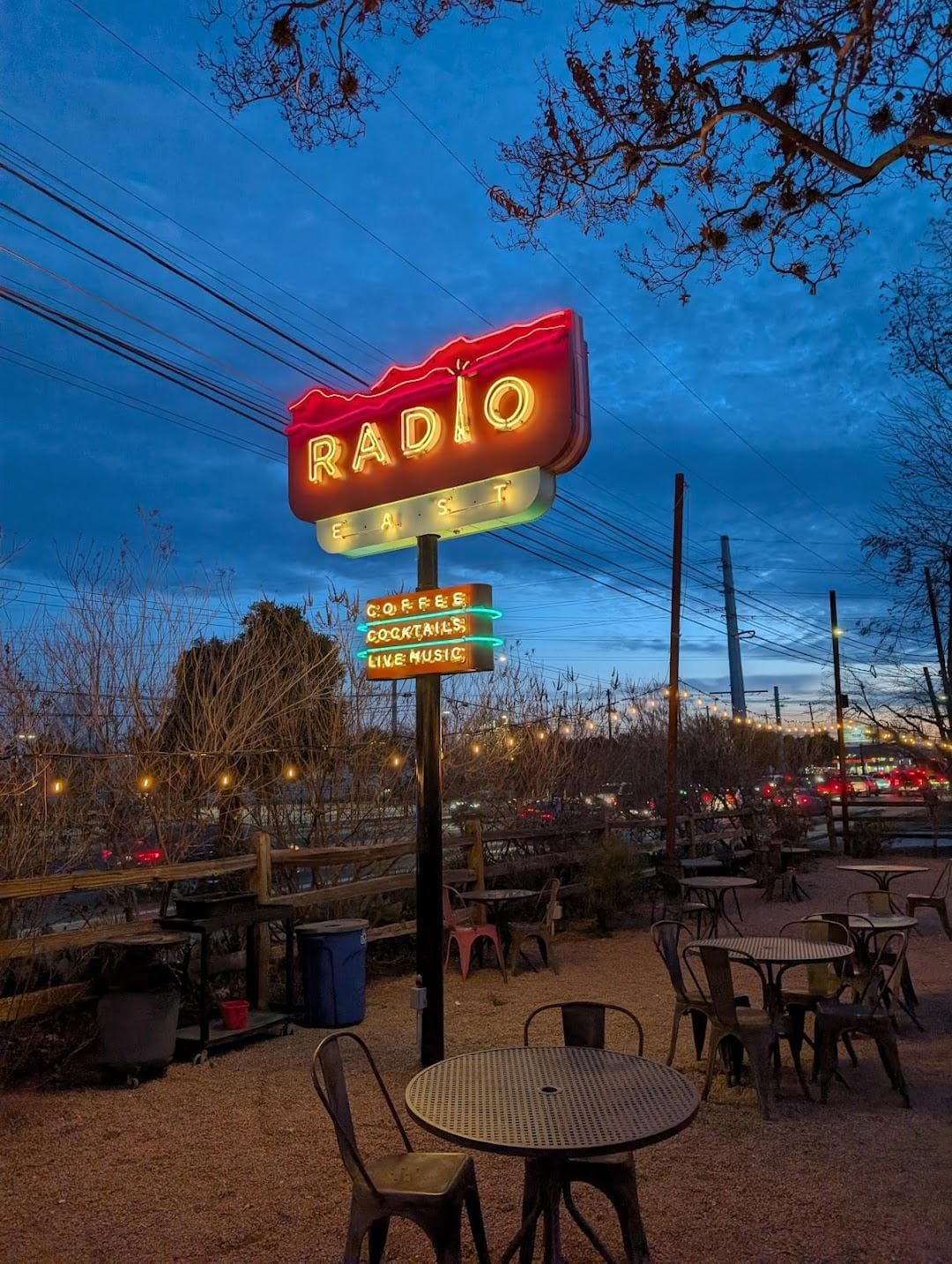 Radio/East photo 3