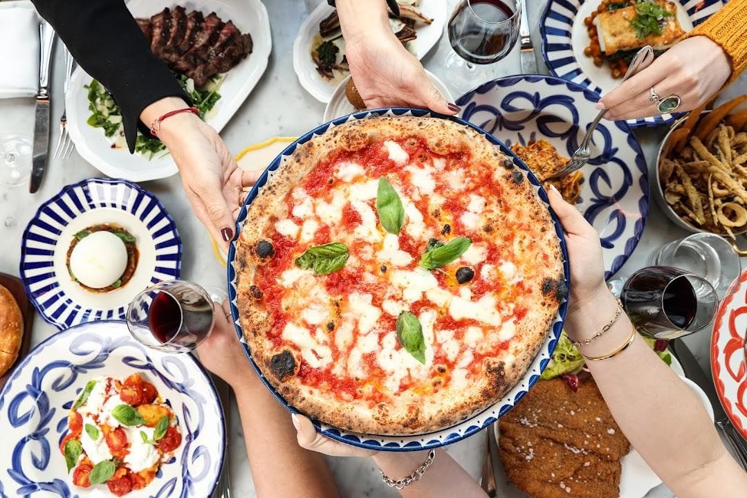 La Pizza & La Pasta photo 1