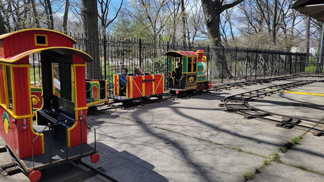 Dry Harbor Playground photo 4