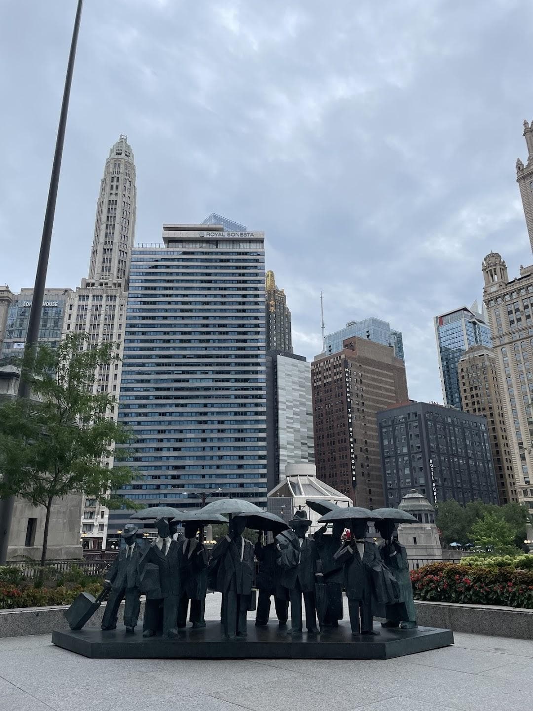 330 N Wabash Ave photo 4