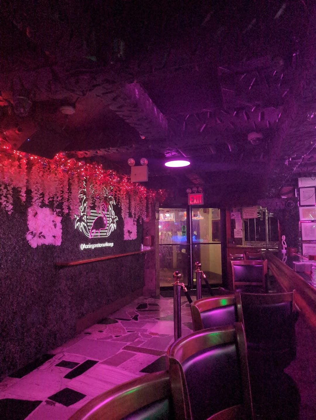 Flamingo Restaurant and Lounge photo 2