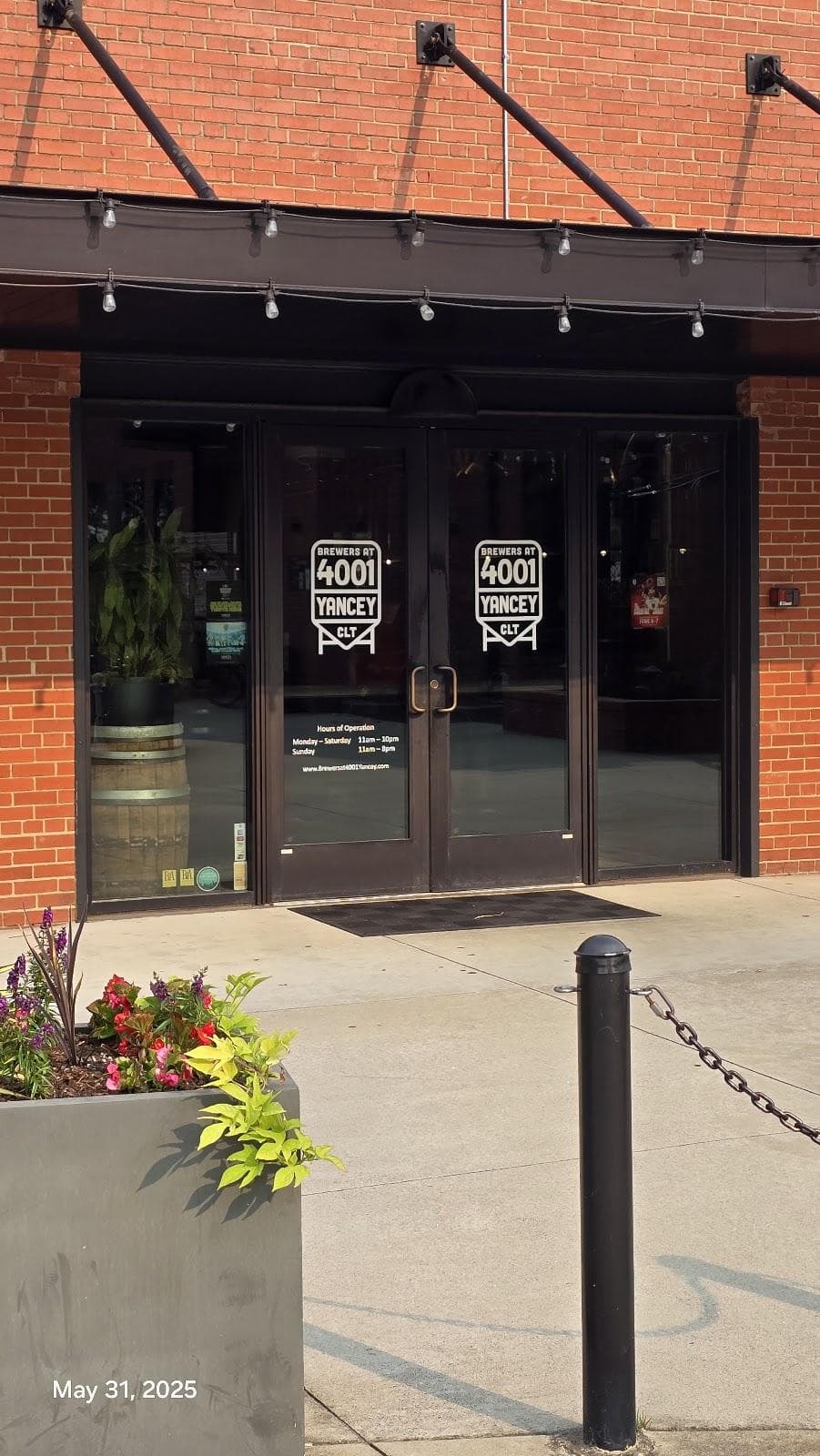 Brewers At 4001 Yancey photo 6