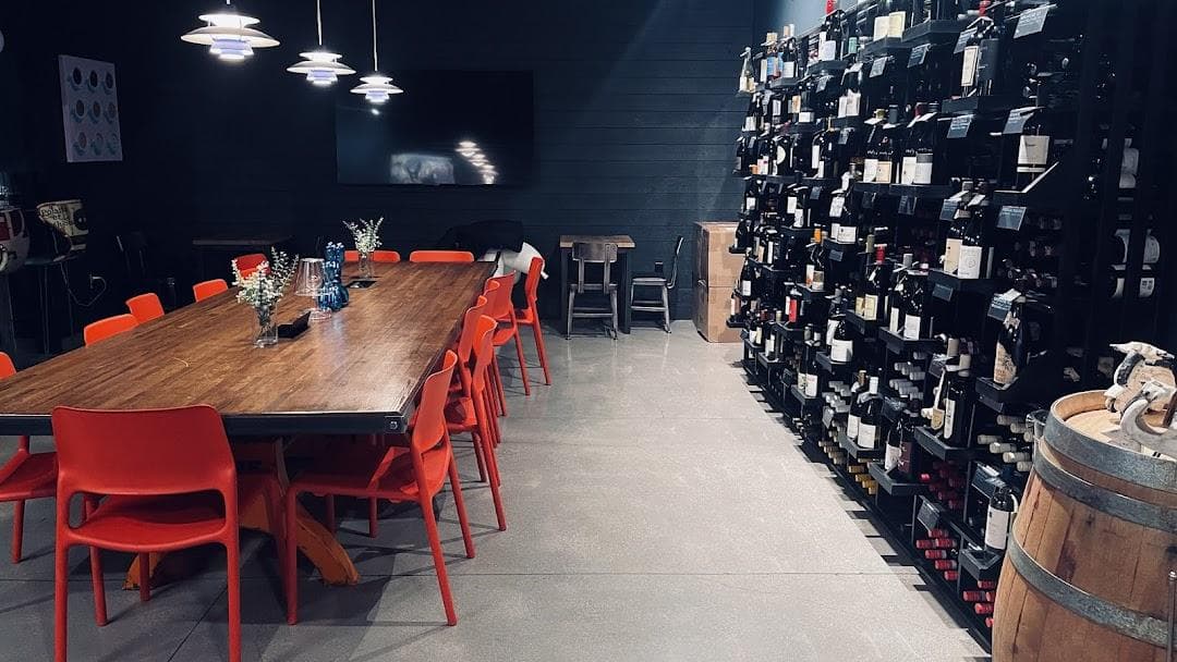 Azzurra Wine Bar photo 3