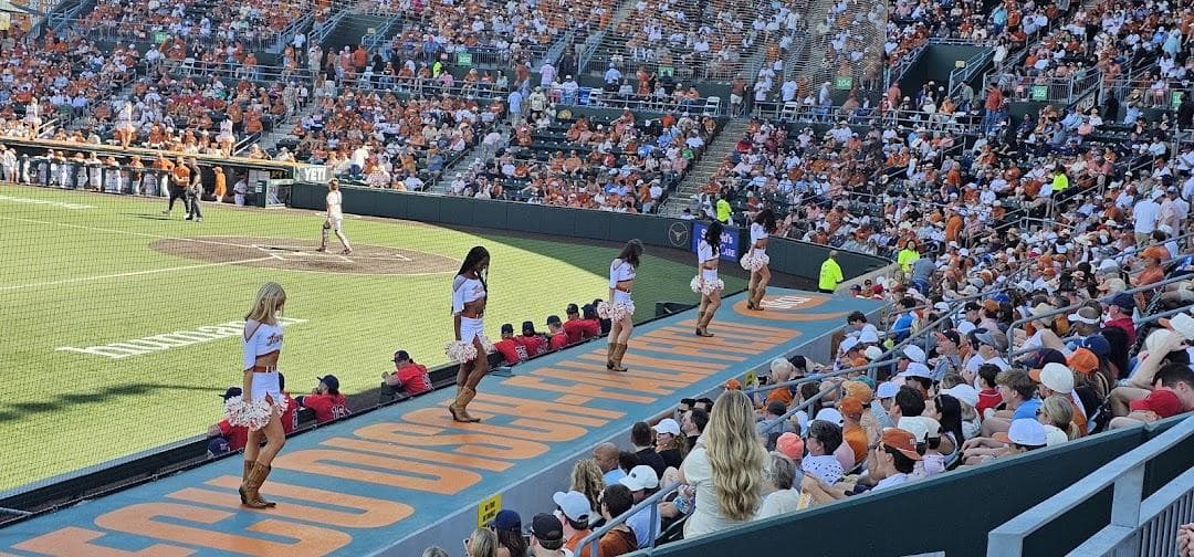 UFCU Disch-Falk Field photo 3