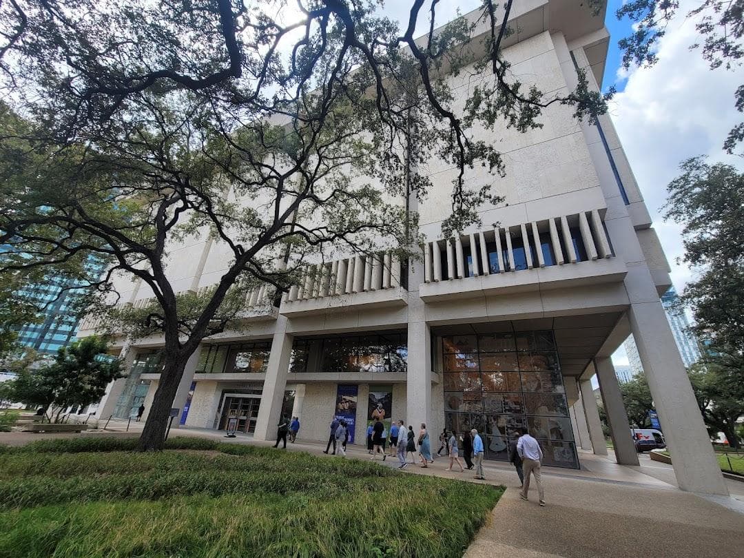 Harry Ransom Center photo 4