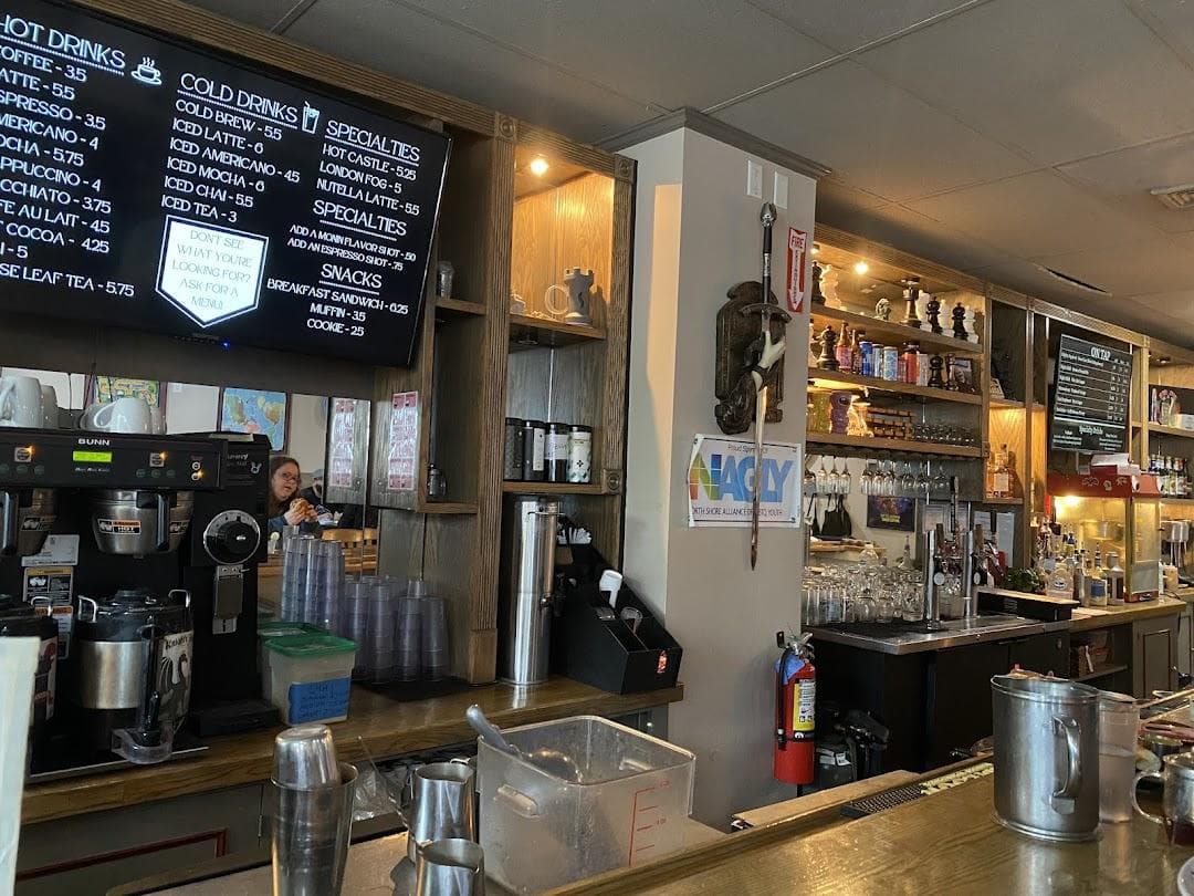 The Castle: Restaurant and Bar photo 2