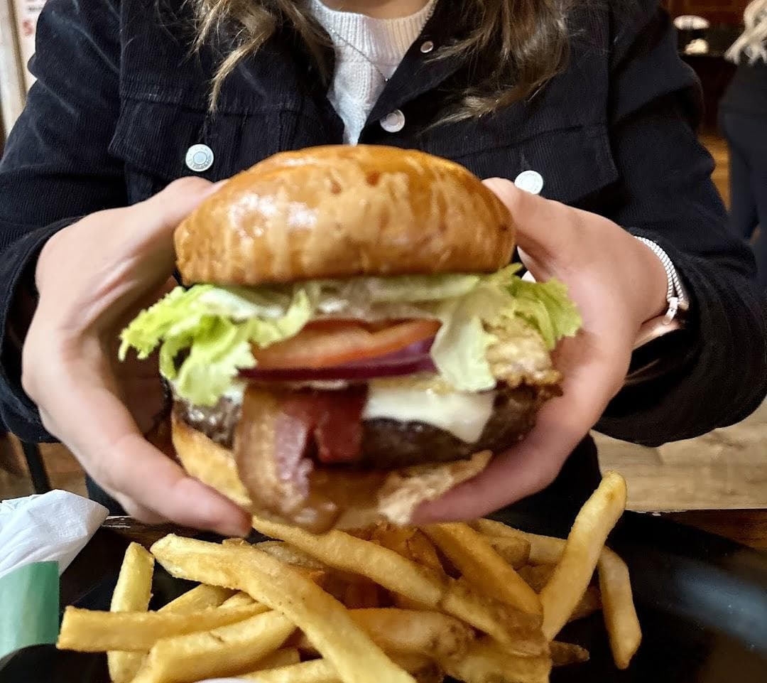 Bootlegger's on Broadway photo 5