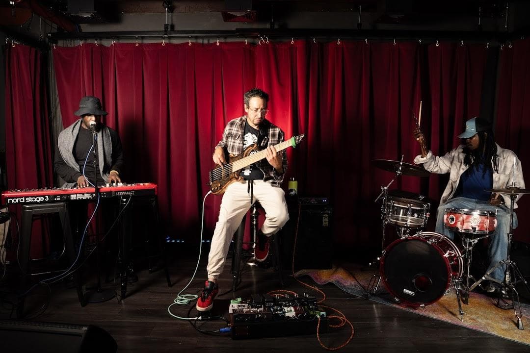 Velvet Whip Arts & Social Club photo 1