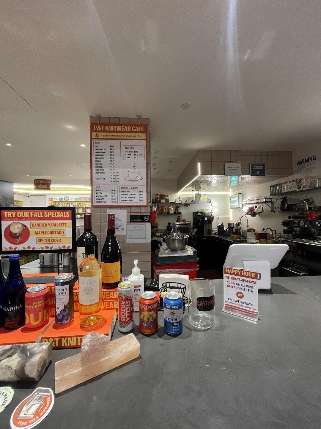 P&T Knitwear Bookstore, Coffee, & Podcast Studio photo 4