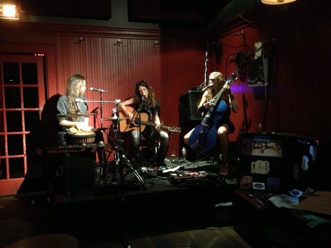 McCarthy's & Toad photo 6