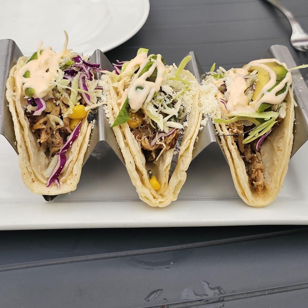 Nosh Kitchen & Cocktails photo 3