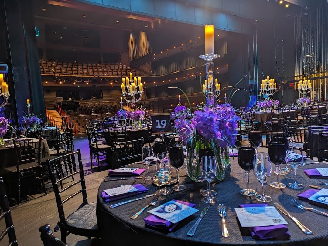 Victoria Theater photo 4