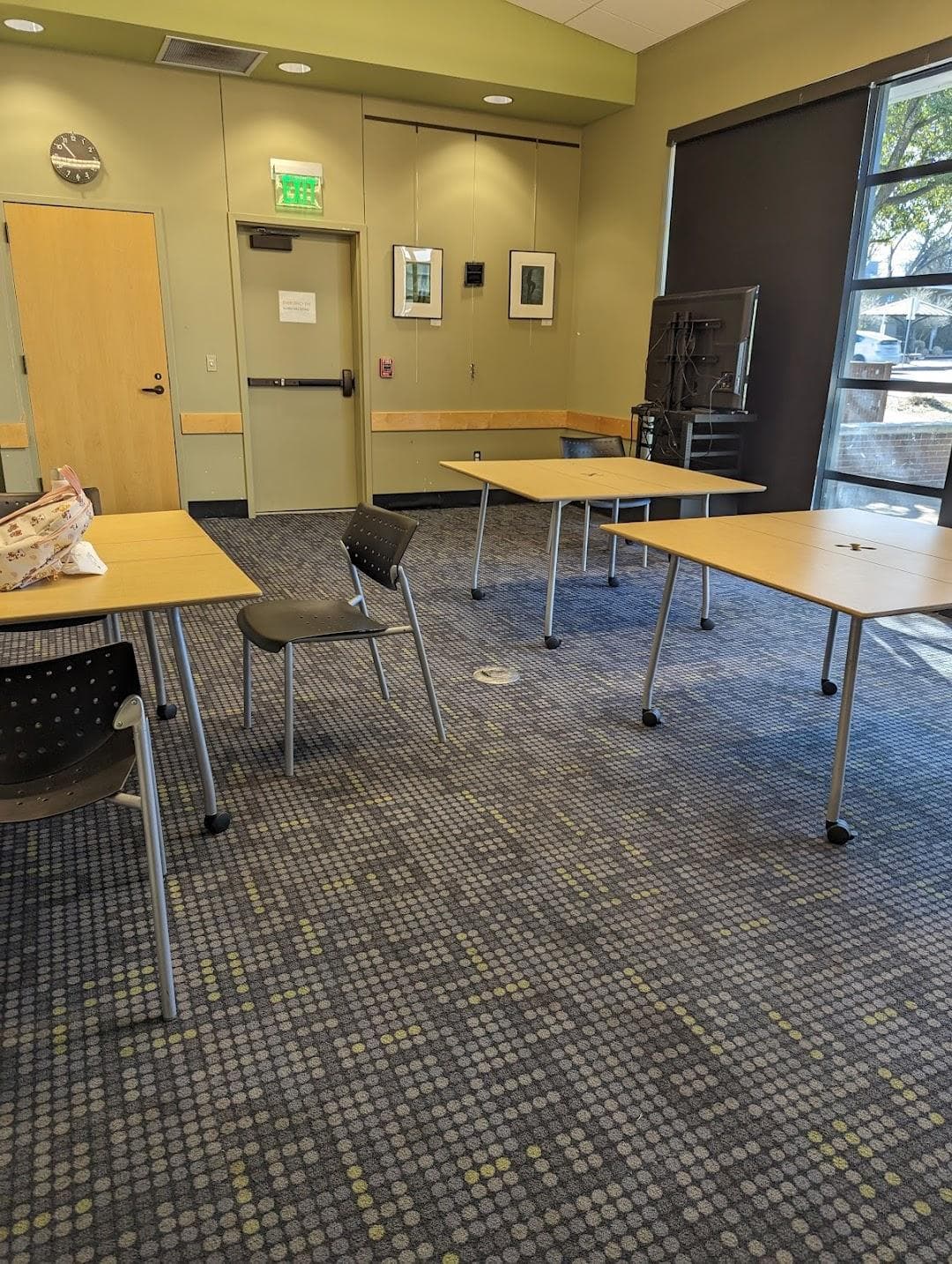 Twin Oaks Branch, Austin Public Library photo 1