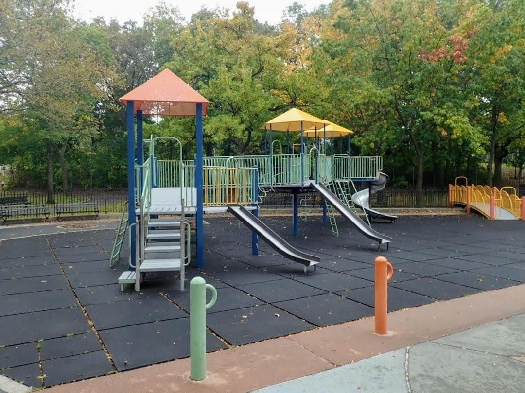 Dry Harbor Playground photo 5