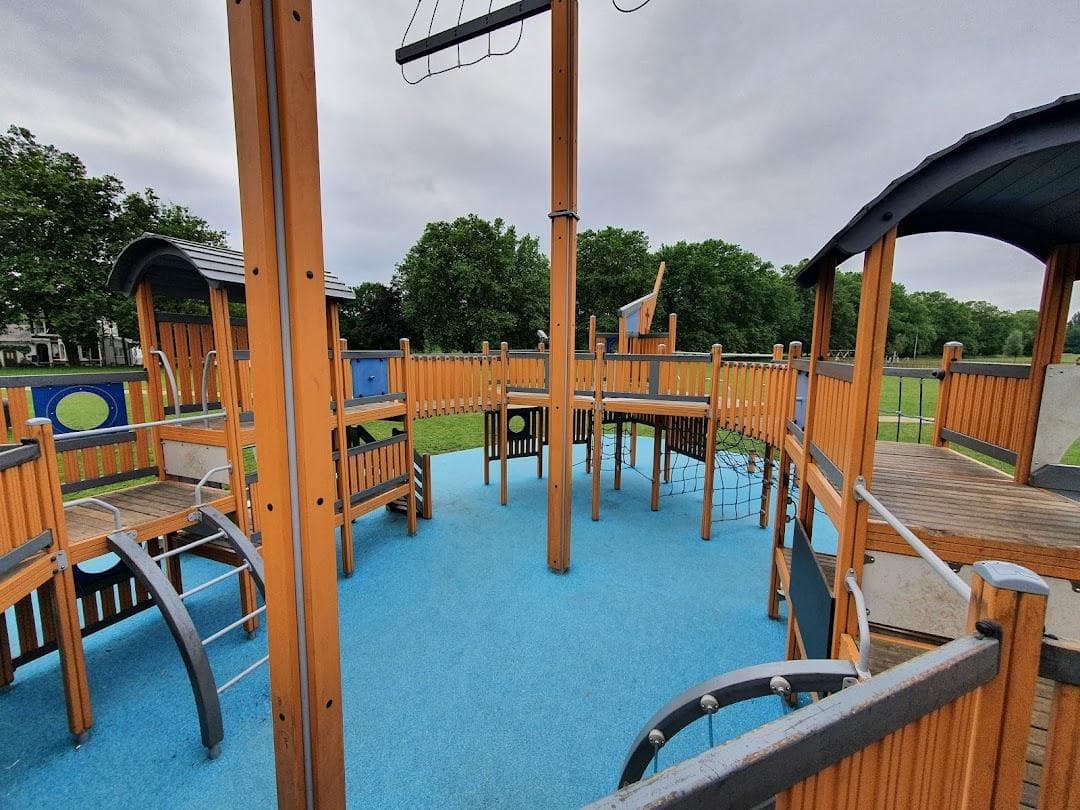 Leyton Jubilee Park photo 4