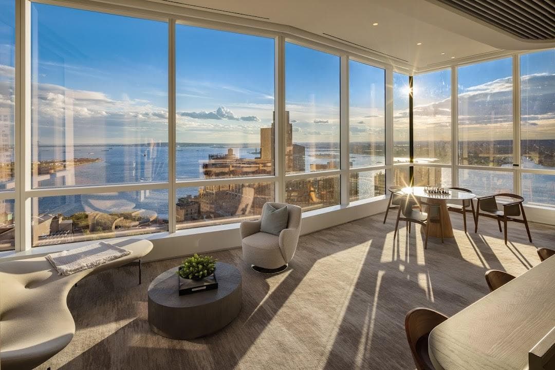 77 Greenwich photo 6