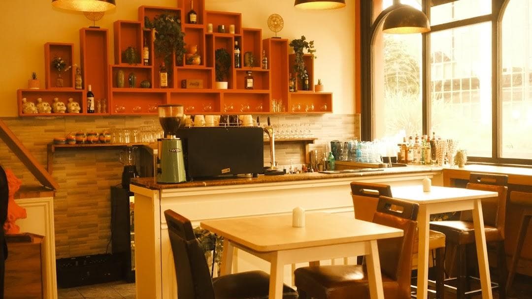 The Orange Room photo 3