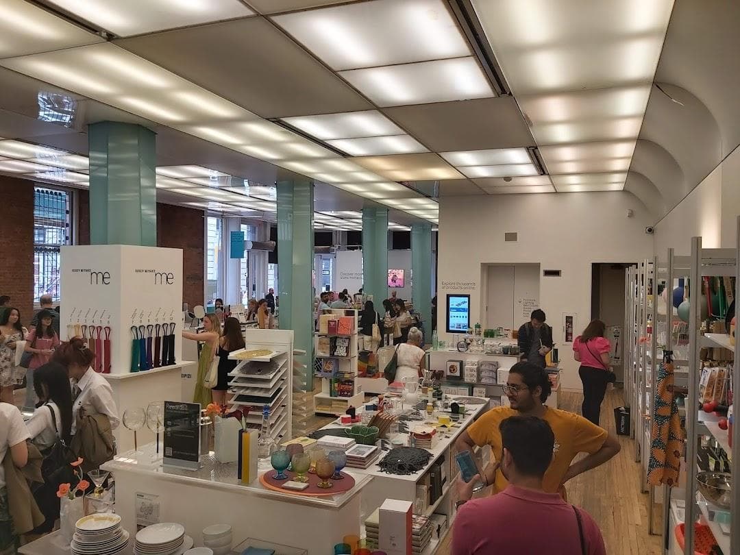 MoMA Design Store photo 2