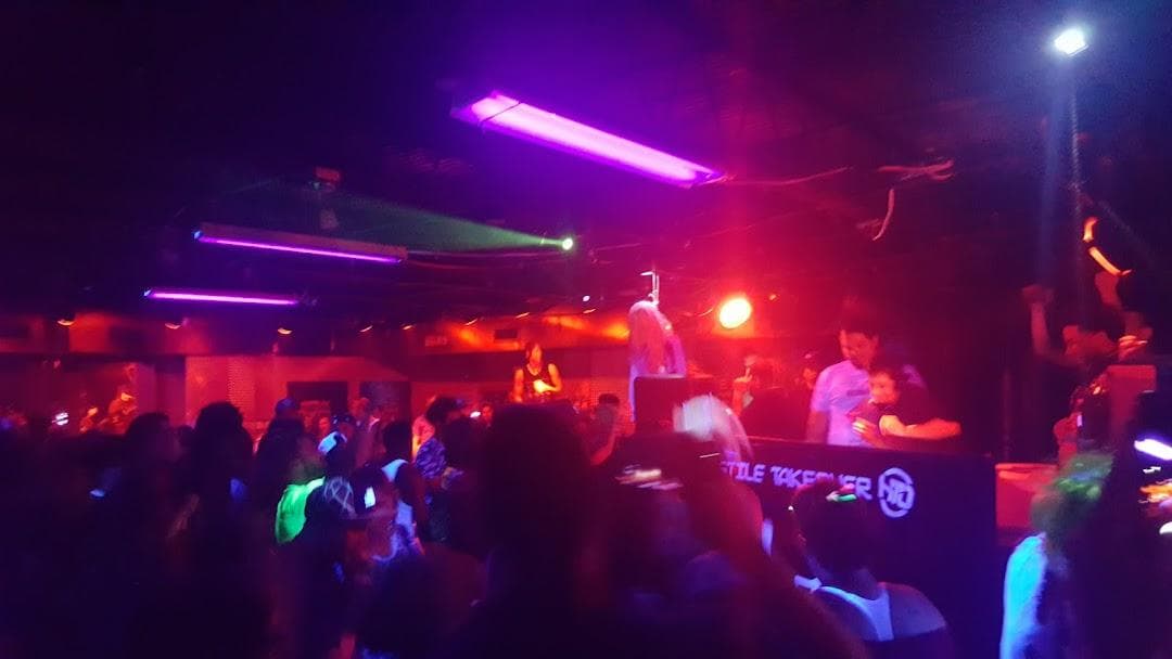 Klub Kutters Bar & Lounge photo 1