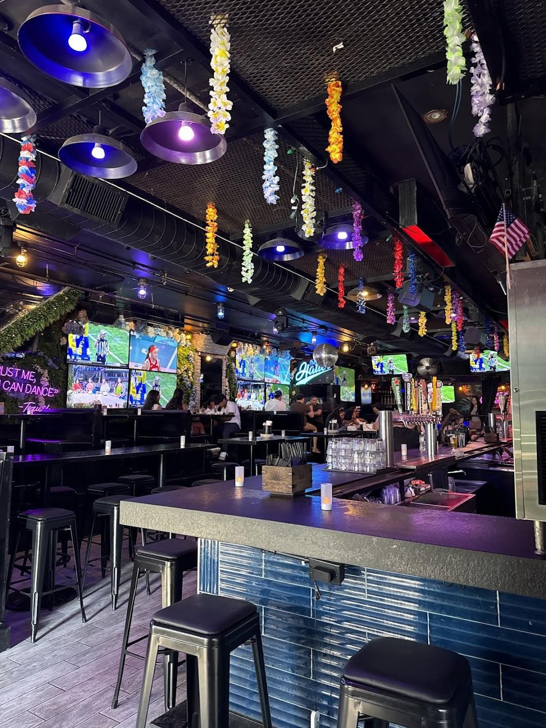 Madd Hatter Hoboken photo 3