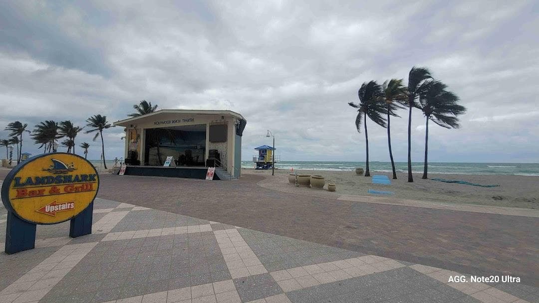 Hollywood Beach Theater and Plaza photo 3