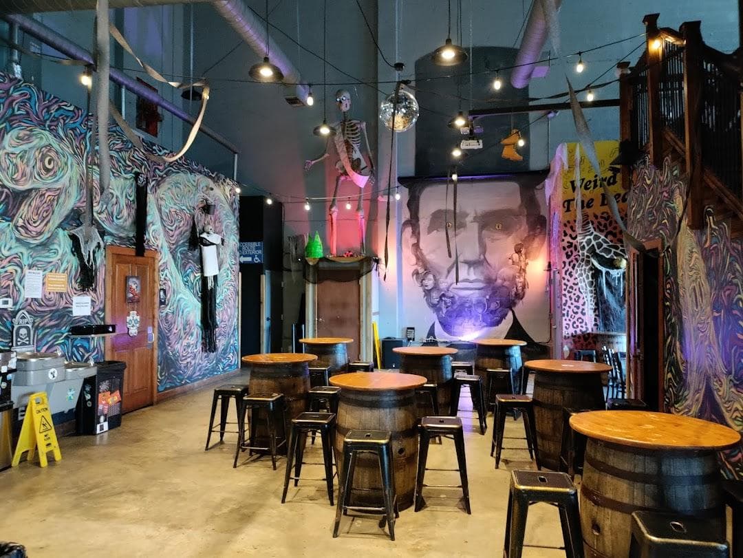 Lincoln's Beard Brewing & Cocktails photo 4