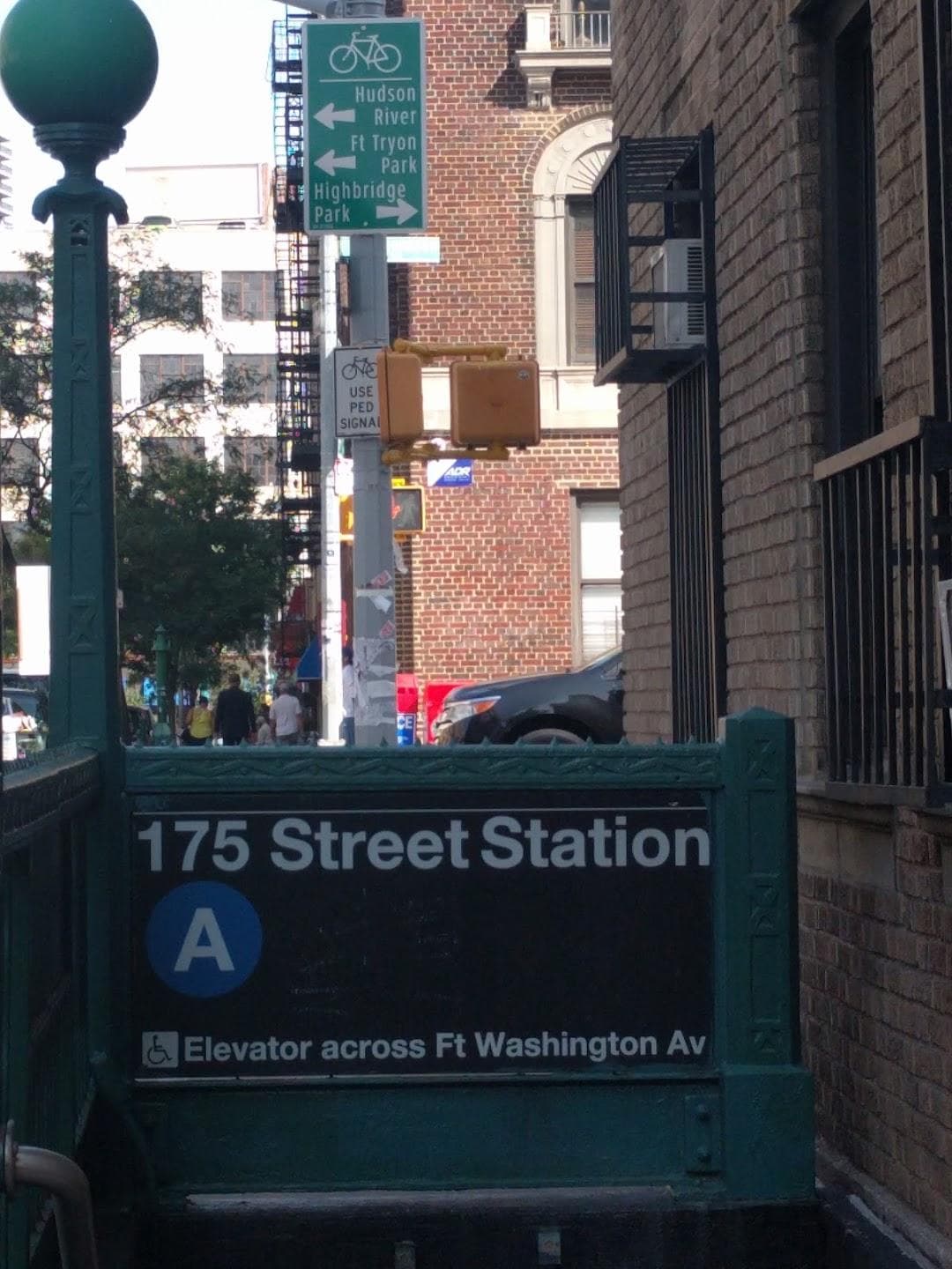175 St photo 2