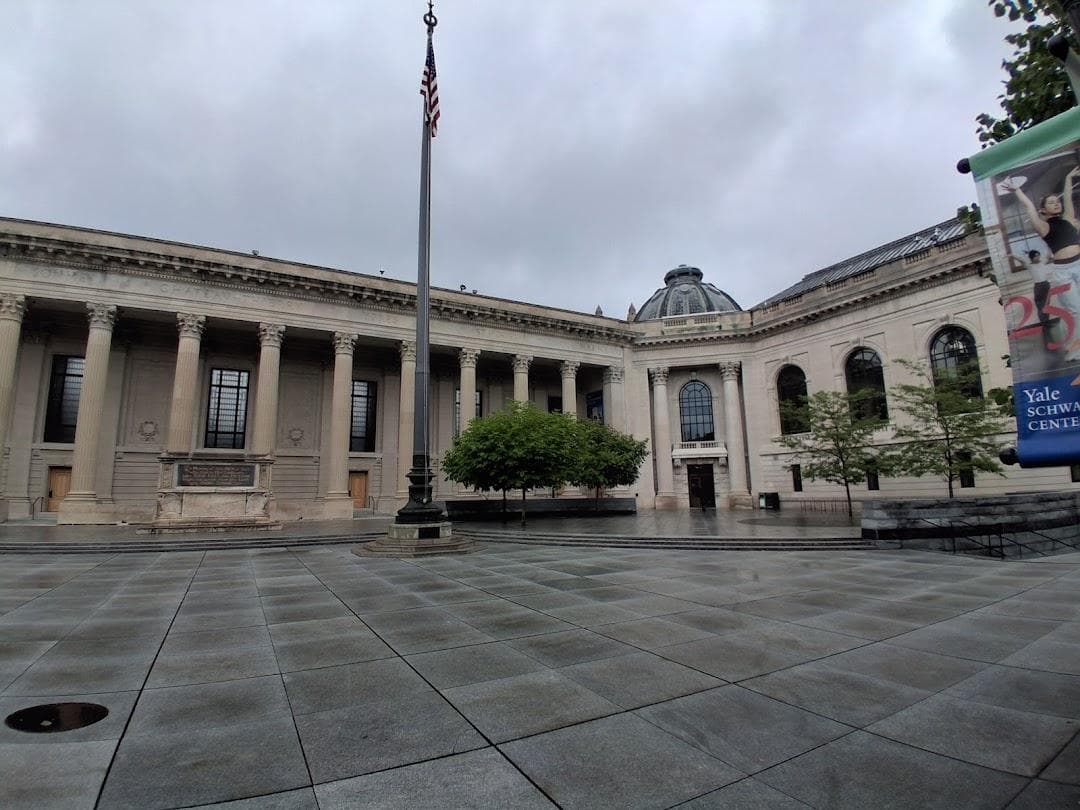 Yale University Commons Dining Hall photo 3