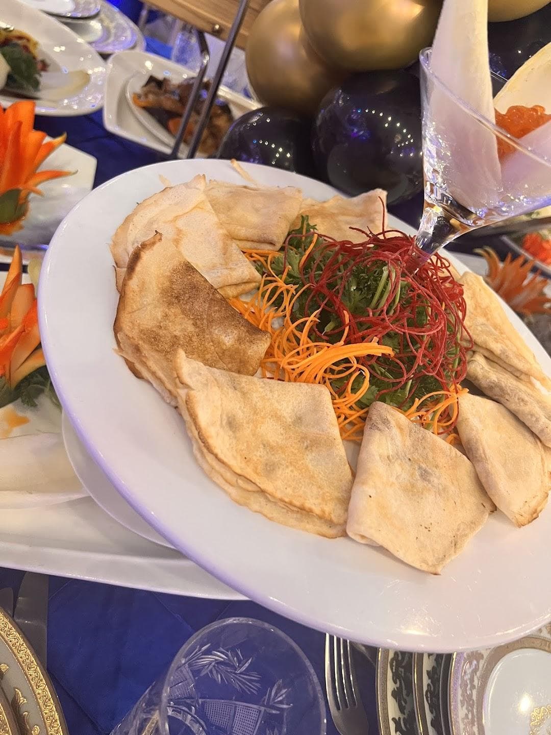 versailles palace photo 2