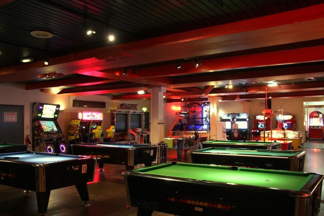 Rowans Tenpin Bowl photo 2