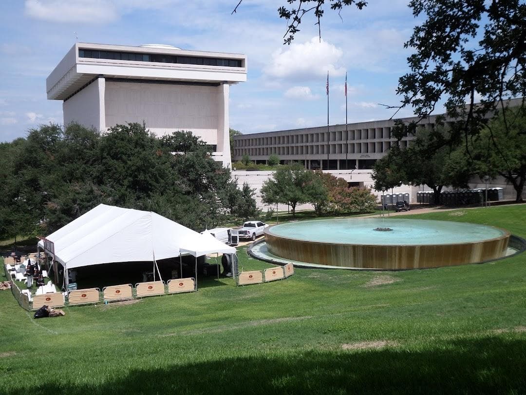 The University of Texas at Austin photo 2