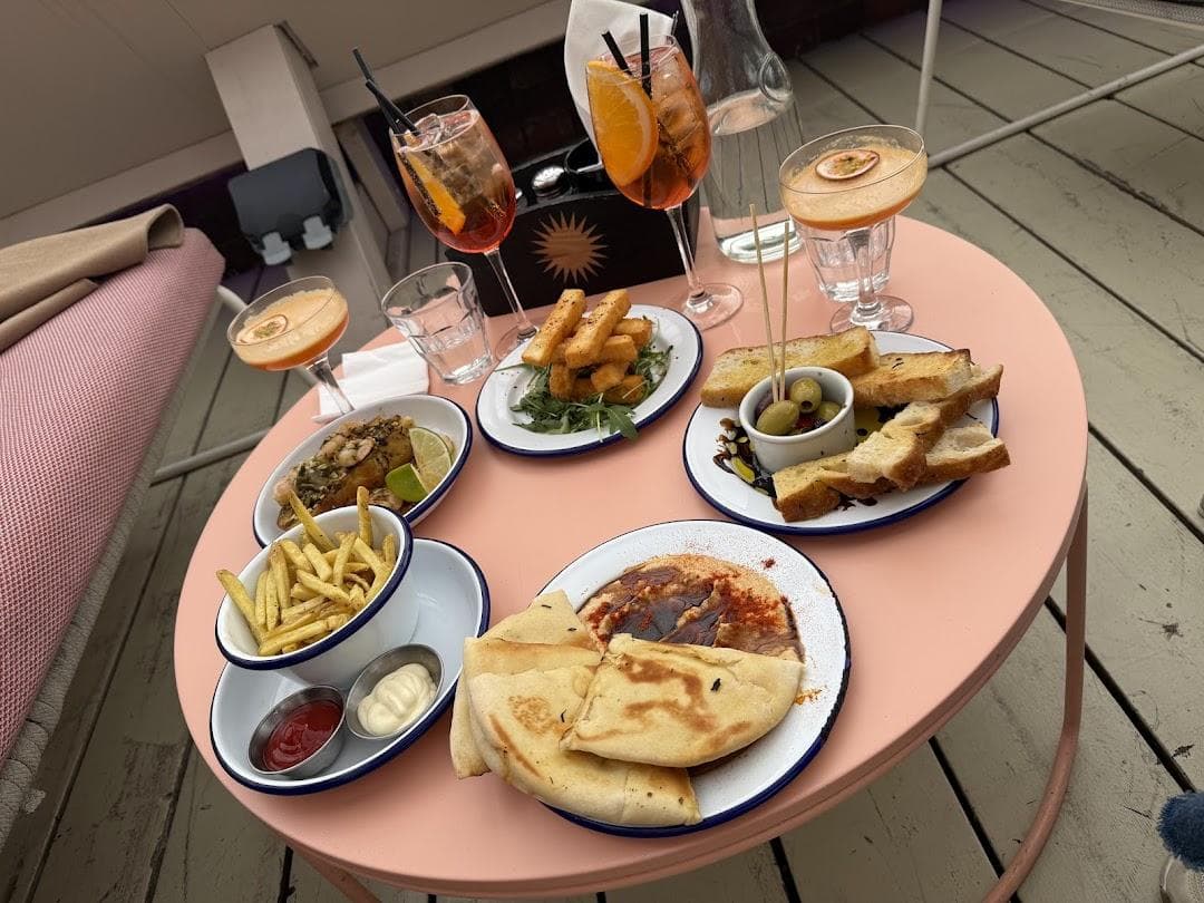 Circe's Rooftop Waterloo photo 4