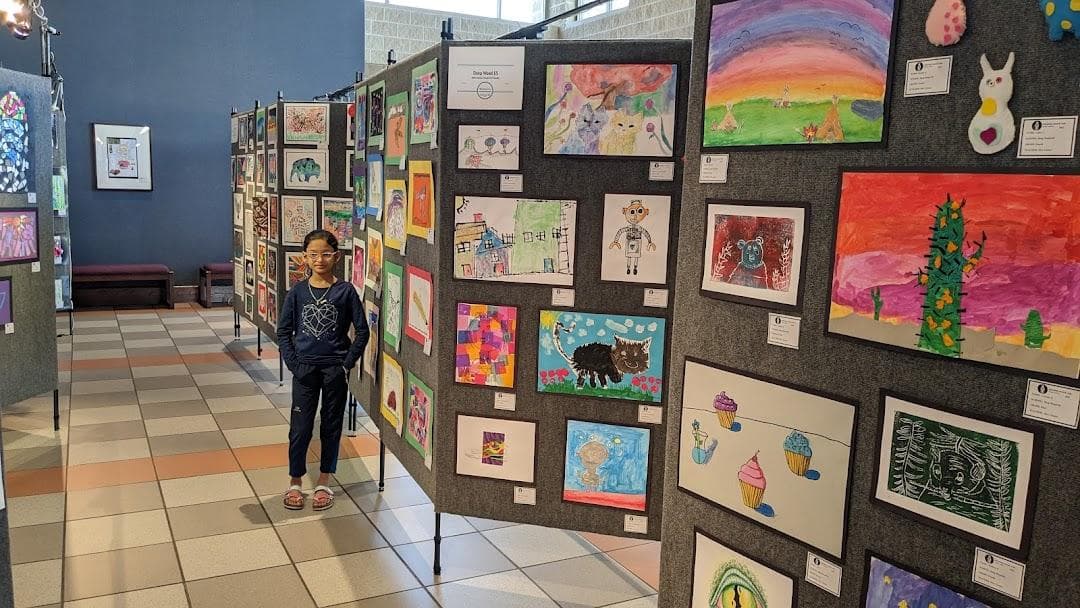 Raymond E. Hartfield photo 2