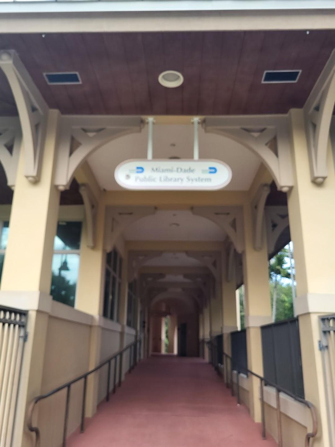 Palmetto Bay Branch Library photo 4