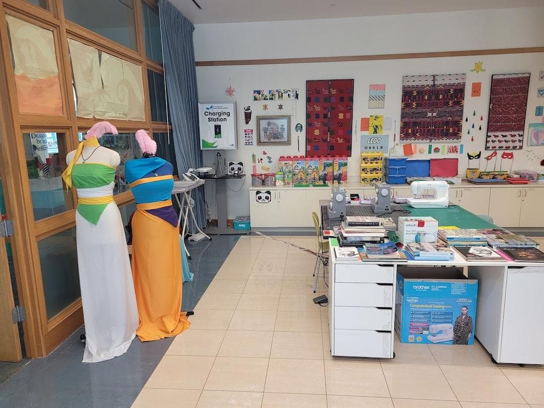 Miami Beach Regional Library photo 2