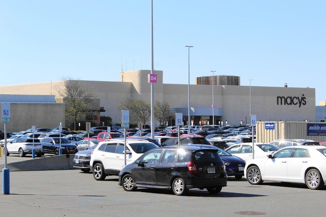 Staten Island Mall photo 5
