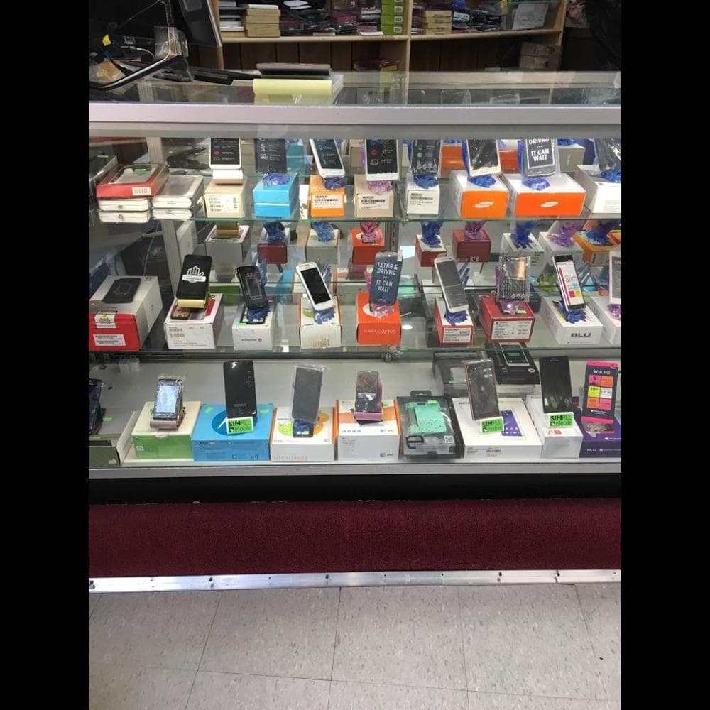 World Phone Hut Inc Unlocked Cell Phones photo 6