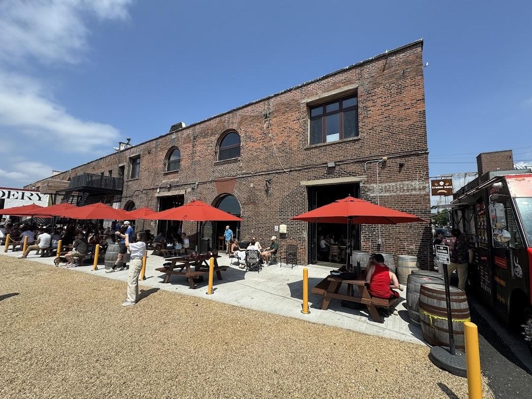 Strong Rope Brewery Red Hook photo 6