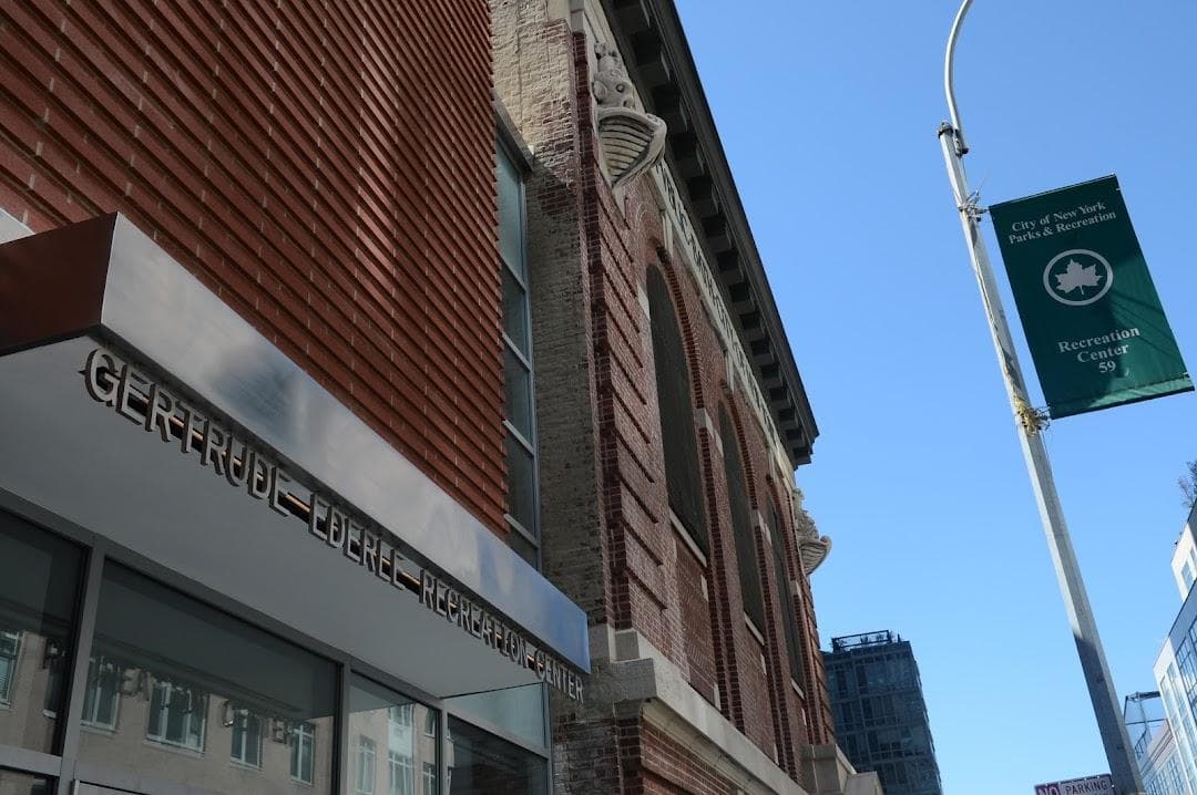 Gertrude Ederle Recreation Center photo 3
