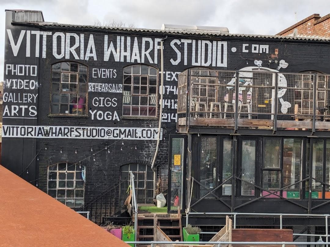 Vittoria Wharf Studio photo 3