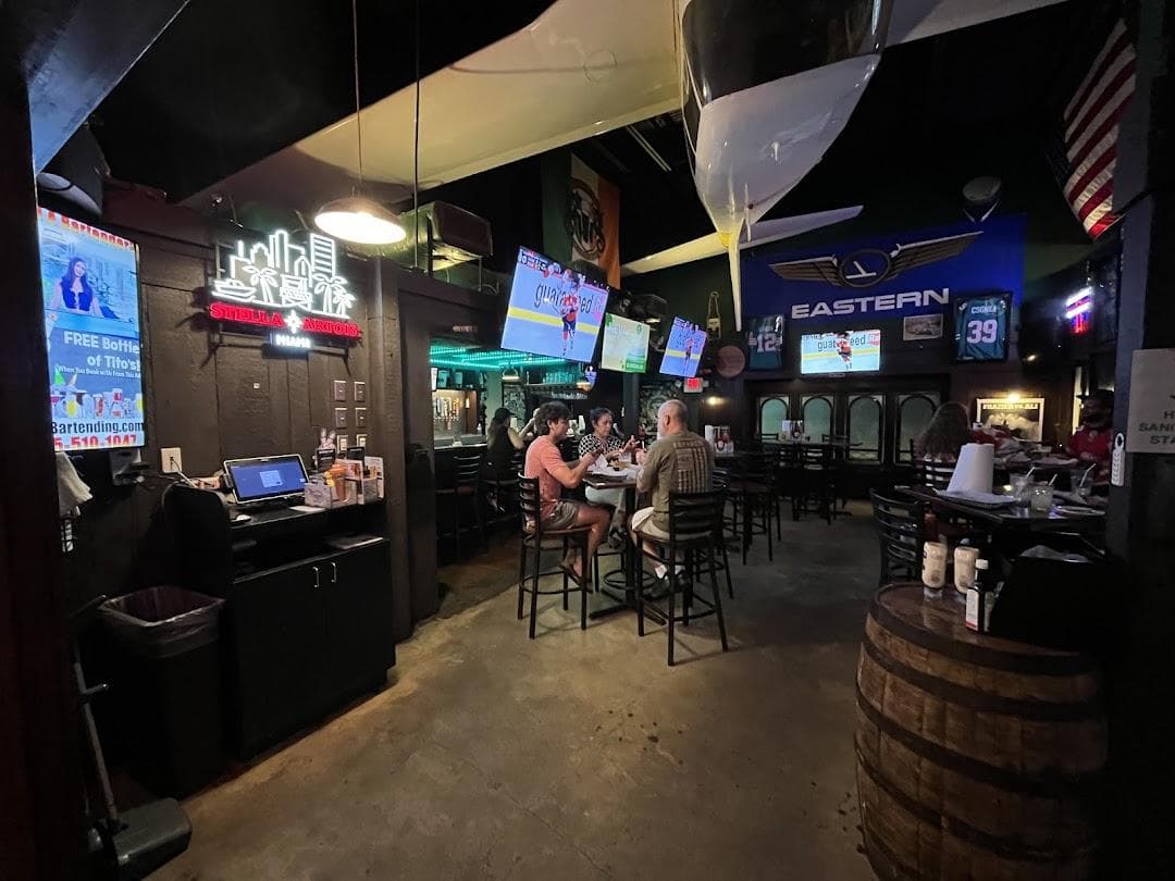 Sports Grill Kendall photo 5